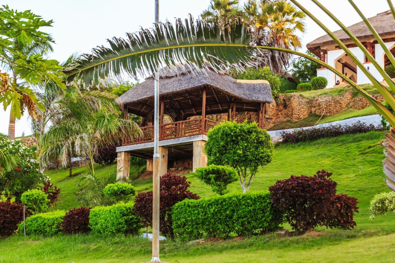 Aya Sophia Villa Garden Hotel Dar es Salaam Exterior photo