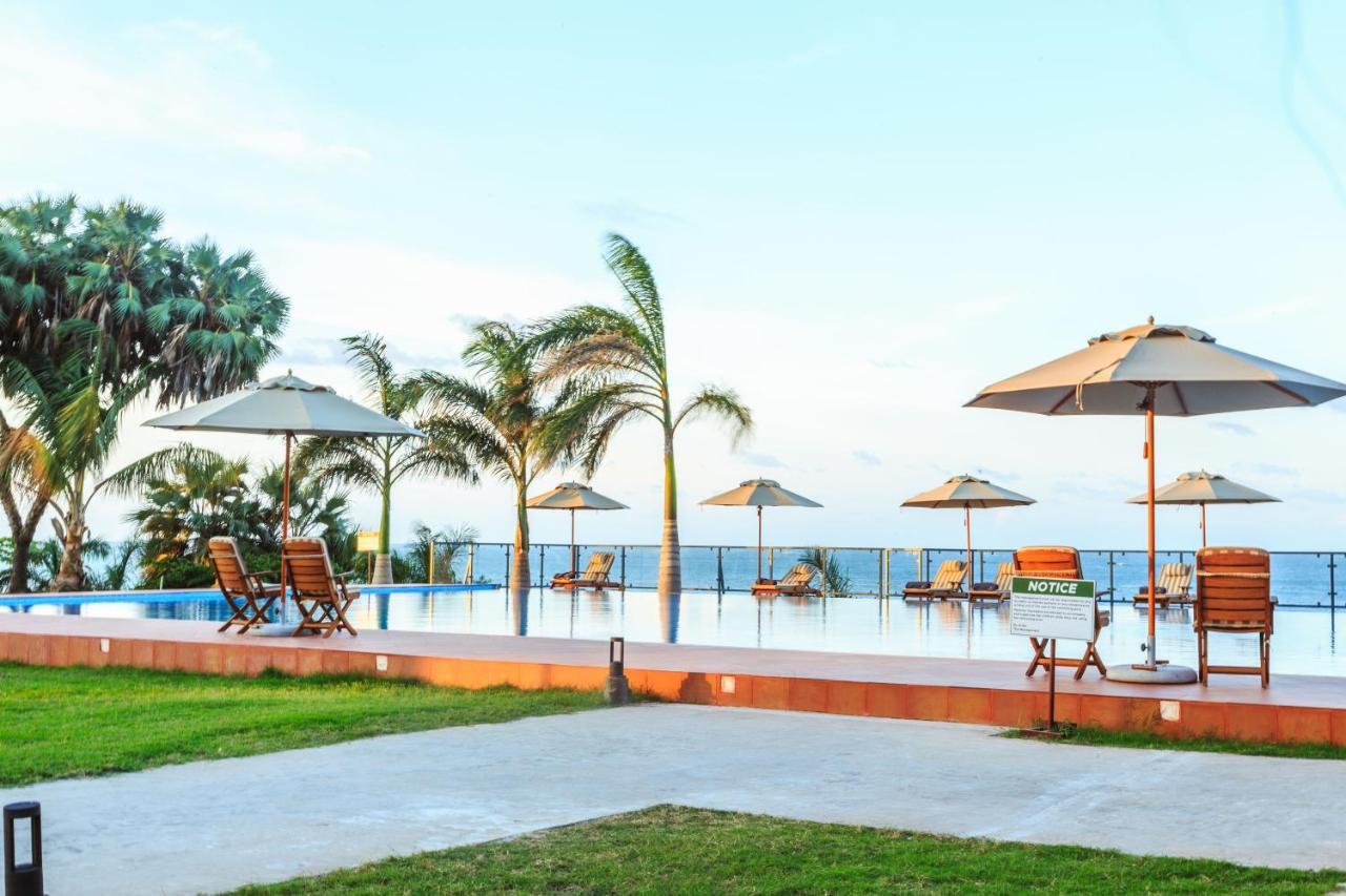 Aya Sophia Villa Garden Hotel Dar es Salaam Exterior photo